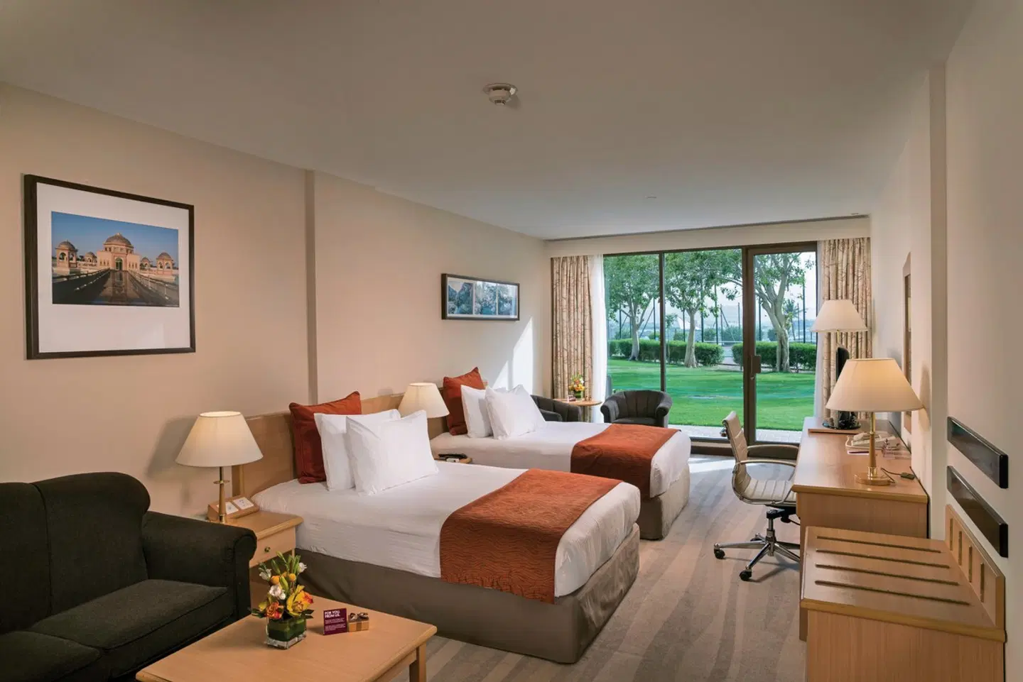 Crowne Plaza Muscat ROOM_EXAMPLE