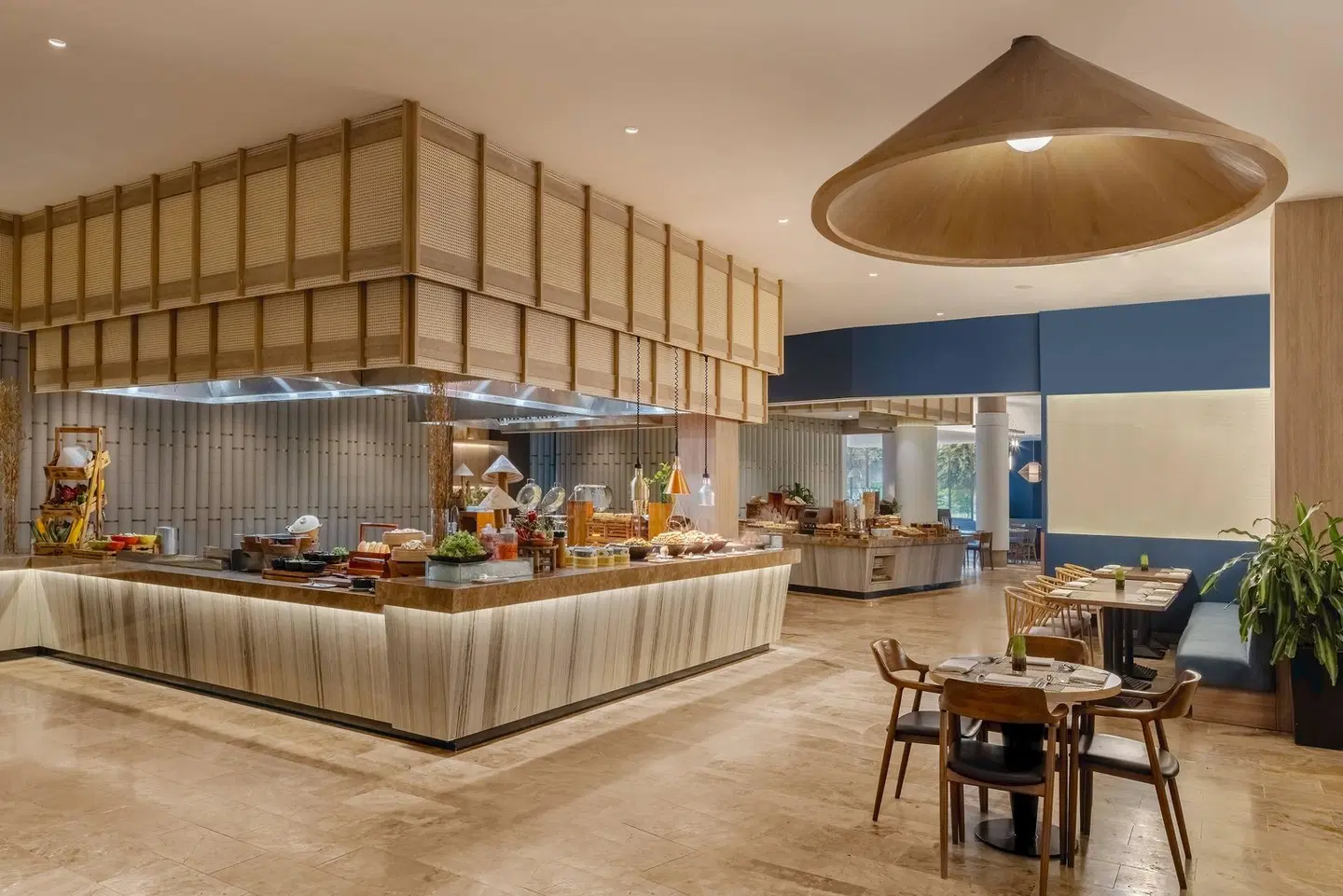 Melia Danang Beach Resort Restaurant