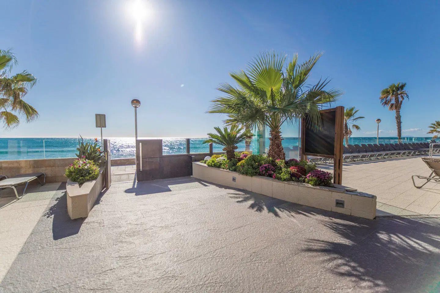 Hotel Augustus Strand