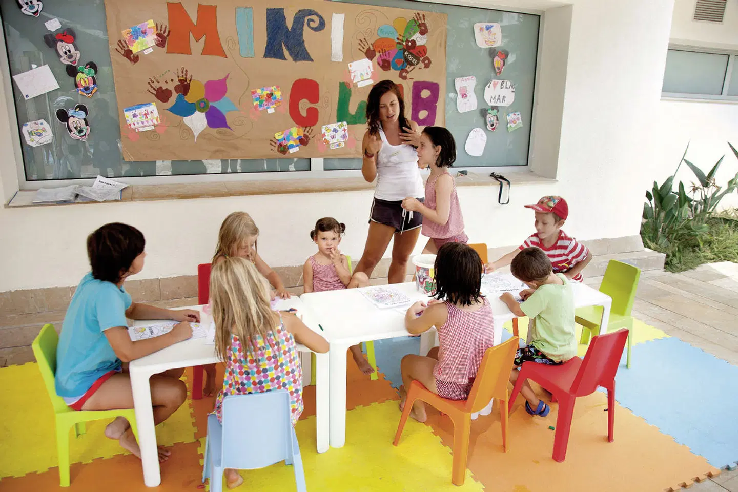 Blaumar Hotel PEOPLE