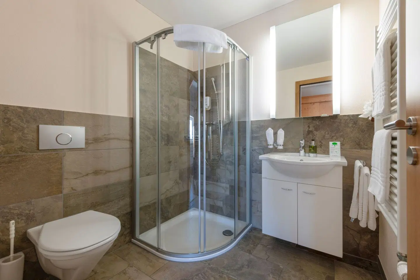 Berghotel Trübsee Badezimmer