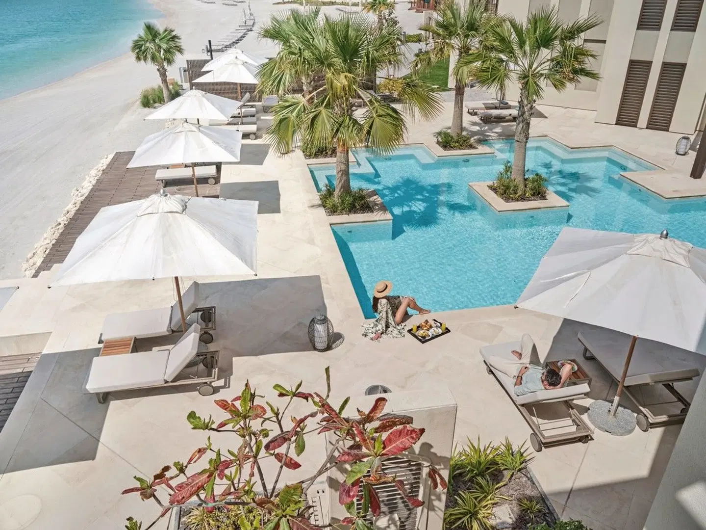 Jumeirah Gulf of Bahrain OUTDOOR_POOL