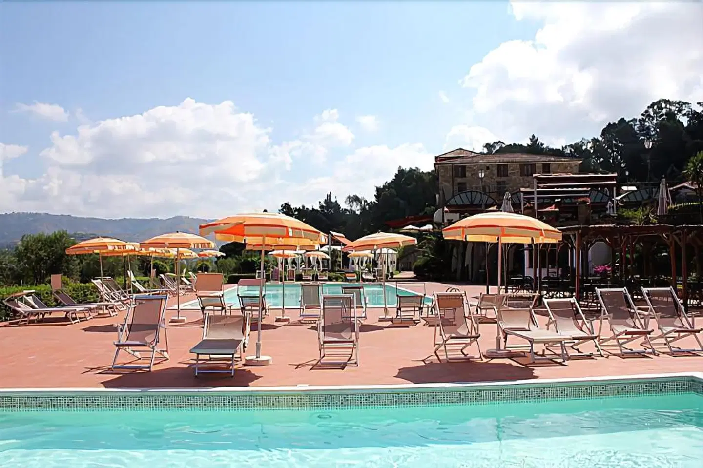 Hermitage OUTDOOR_POOL