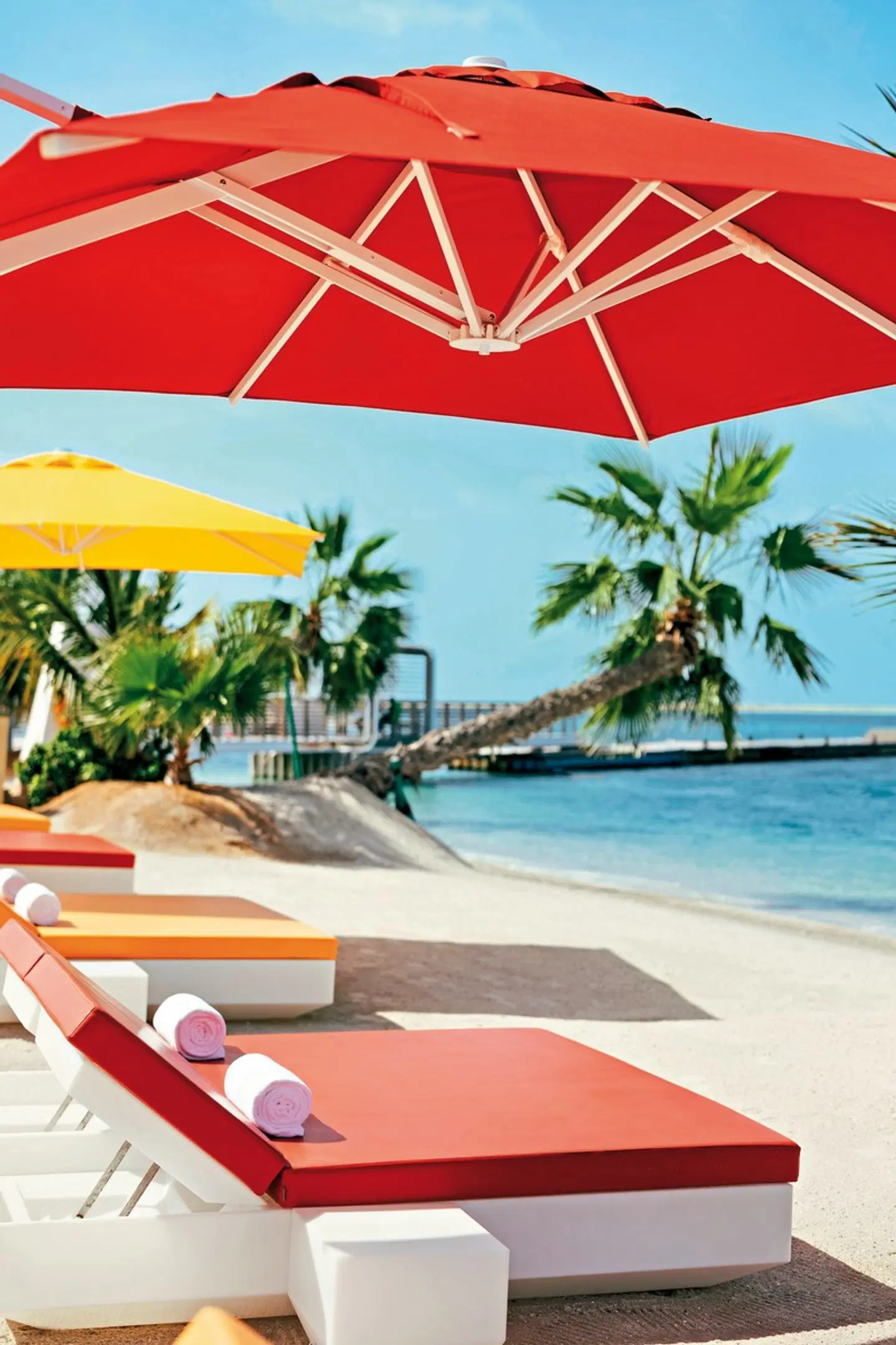 voco Monaco, Dubai OUTDOOR_POOL