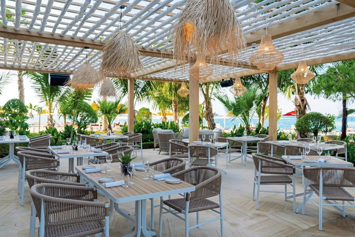 voco Monaco, Dubai Terrasse