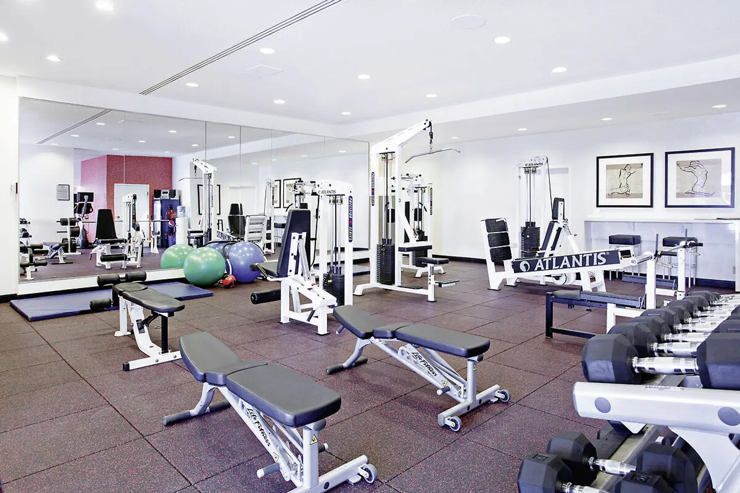 Delta Hotels by Marriott Quebec SPORTS_AND_LEISURE