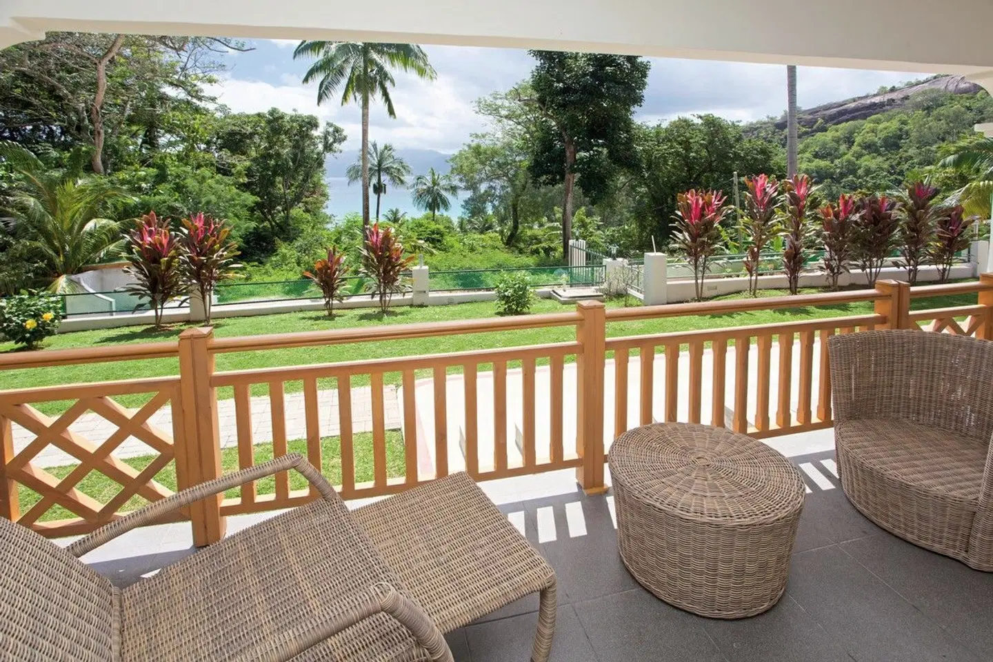 Anse Soleil Beachcomber Terrasse
