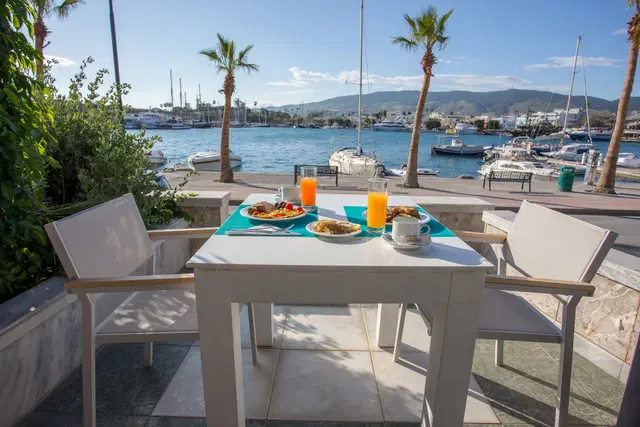 Kosta Palace Terrasse