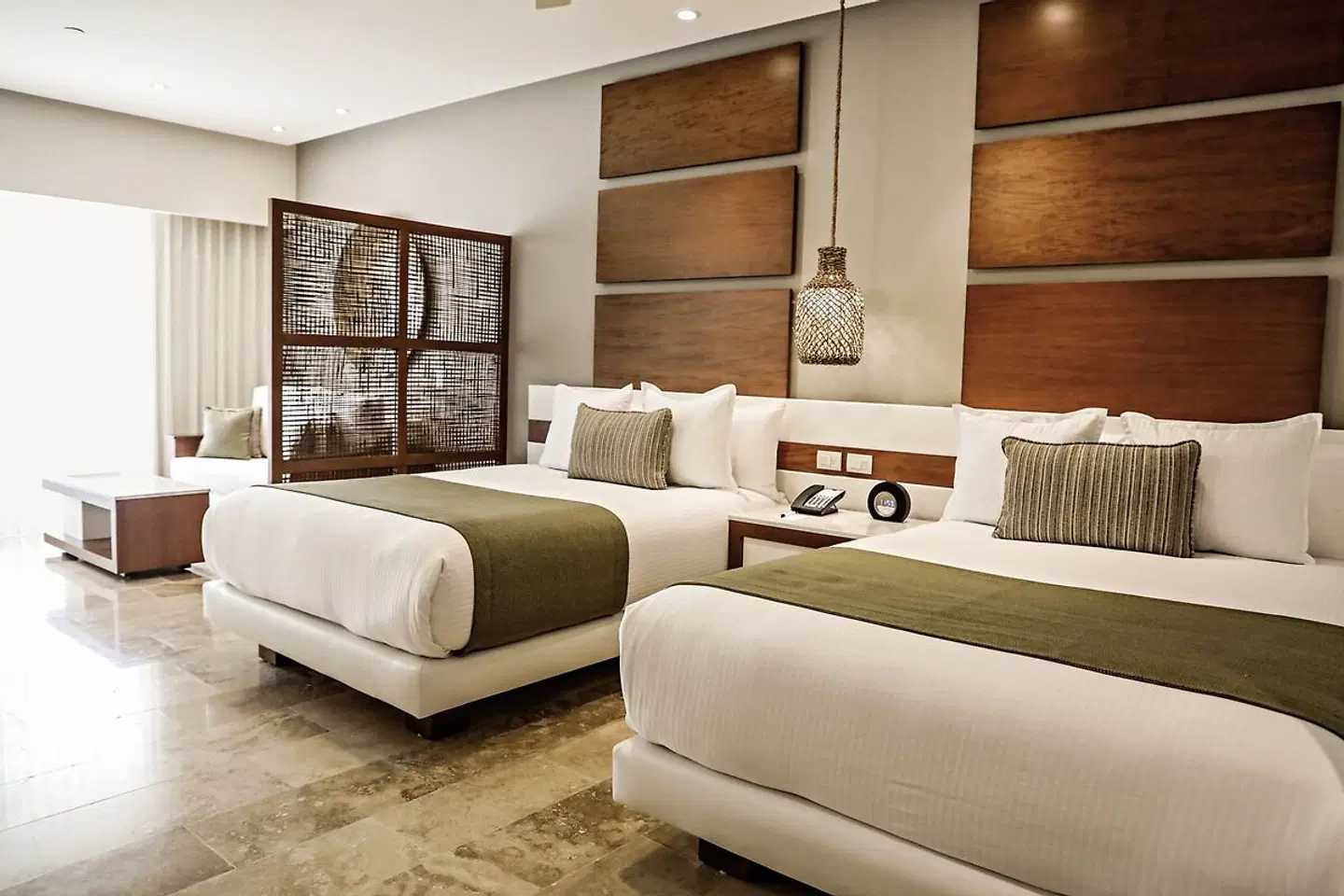 The Reef 28 ROOM_EXAMPLE