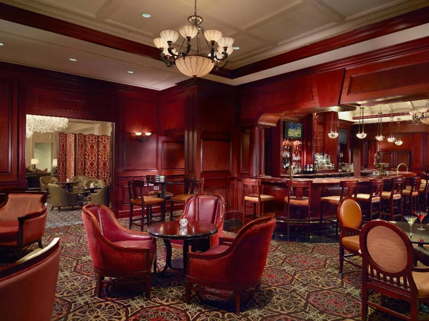 Omni Shoreham Hotel Bar