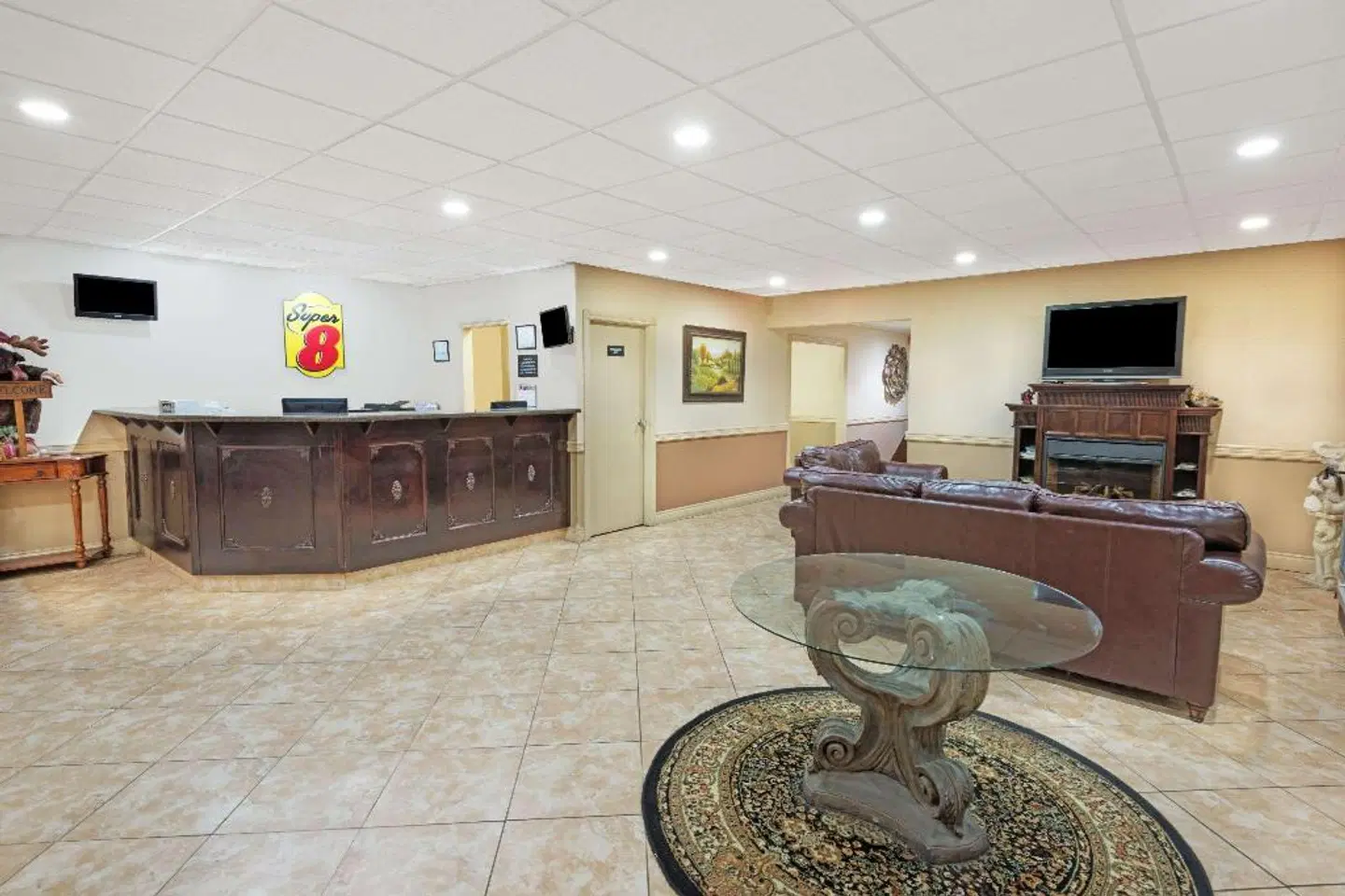 Super 8 by Wyndham Cambridge/Kitchener/Waterloo Area LOUNGE_LOBBY