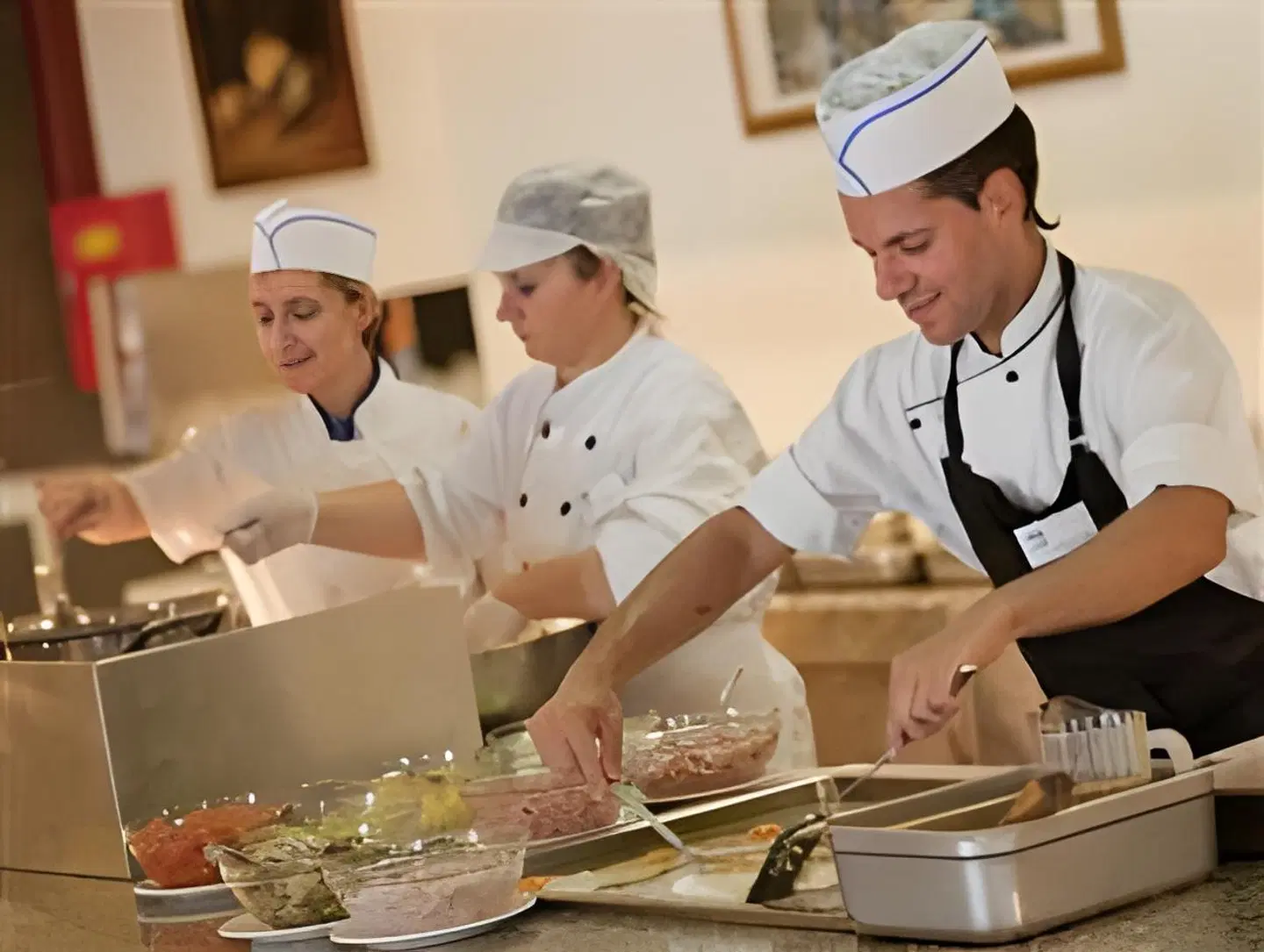 Kipriotis Panorama Hotel & Suites PEOPLE