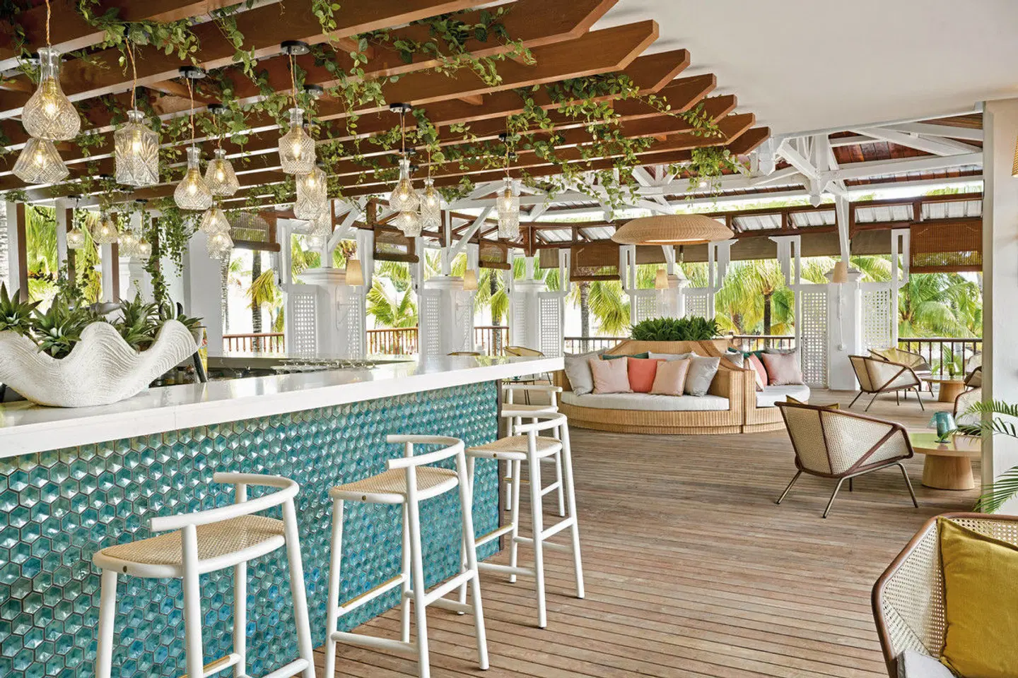 Paradise Cove Boutique Hotel Bar