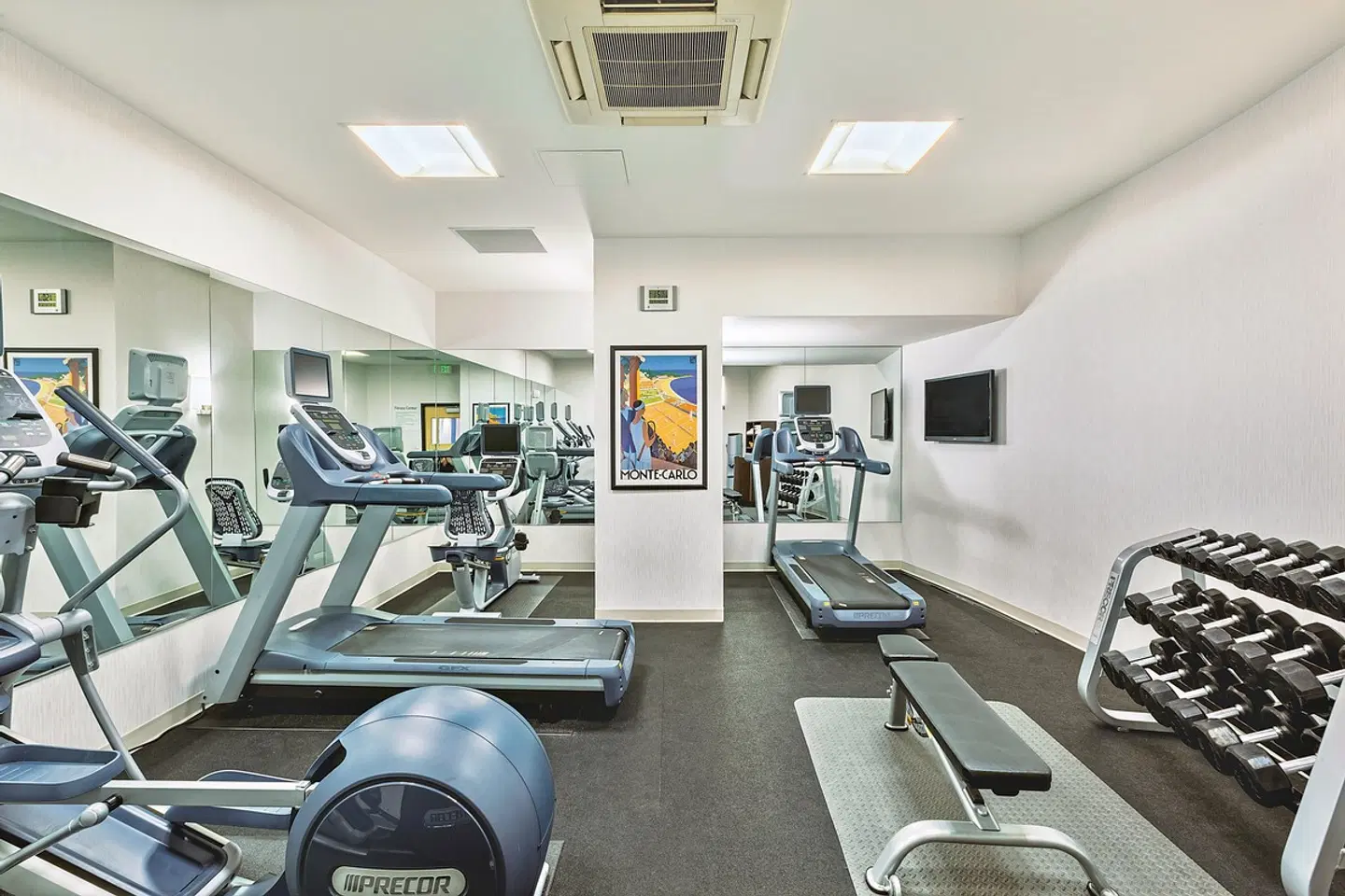 Holiday Inn Express and Suites Fisherman's Wharf SPORTS_AND_LEISURE