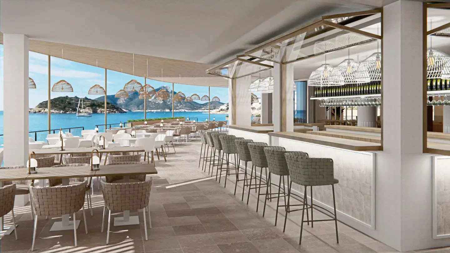 Universal Hotel Aquamarin Bar