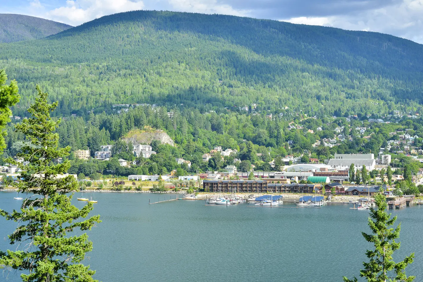 Prestige Inn Nelson LANDSCAPE