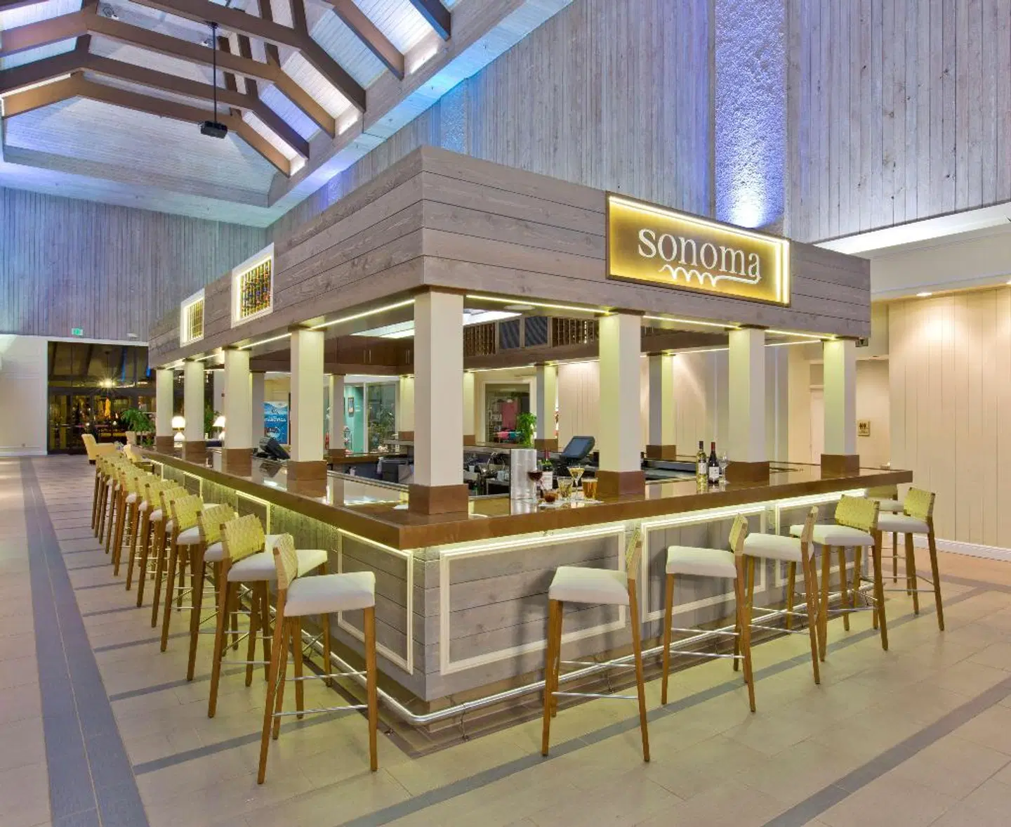 DoubleTree by Hilton Hotel Orlando at SeaWorld Bar