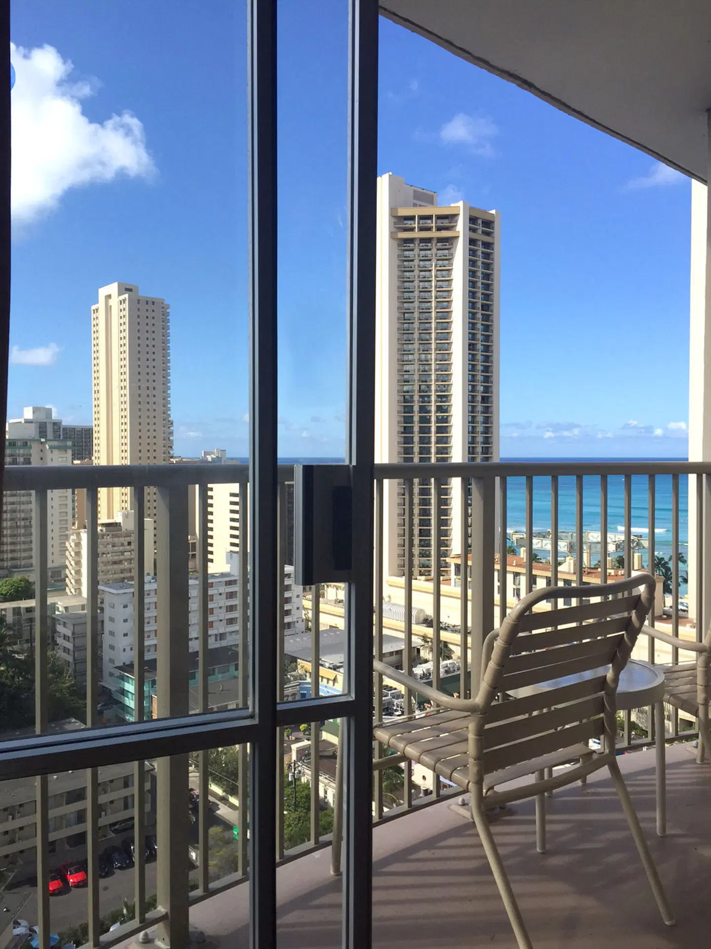 OUTRIGGER Waik'k' Paradise Hotel Terrasse