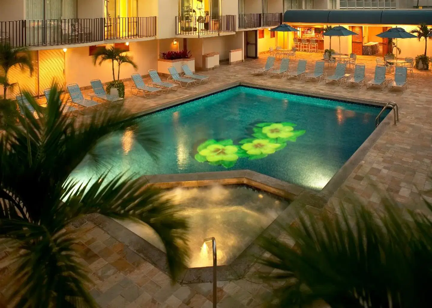 OUTRIGGER Waik'k' Paradise Hotel Hallenbad