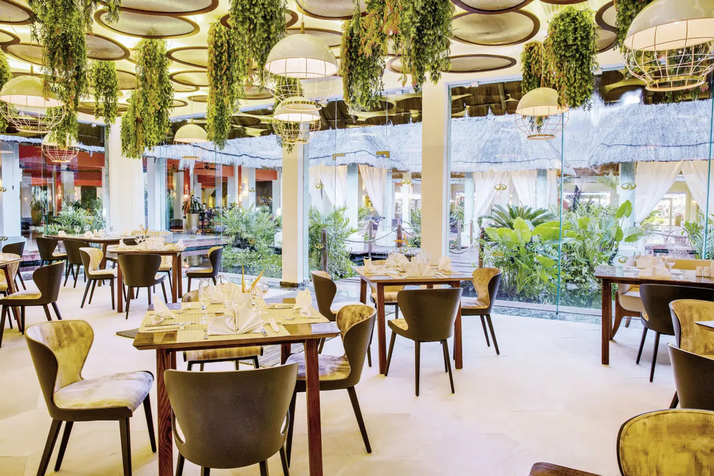 Grand Palladium Kantenah Resort & Spa Restaurant