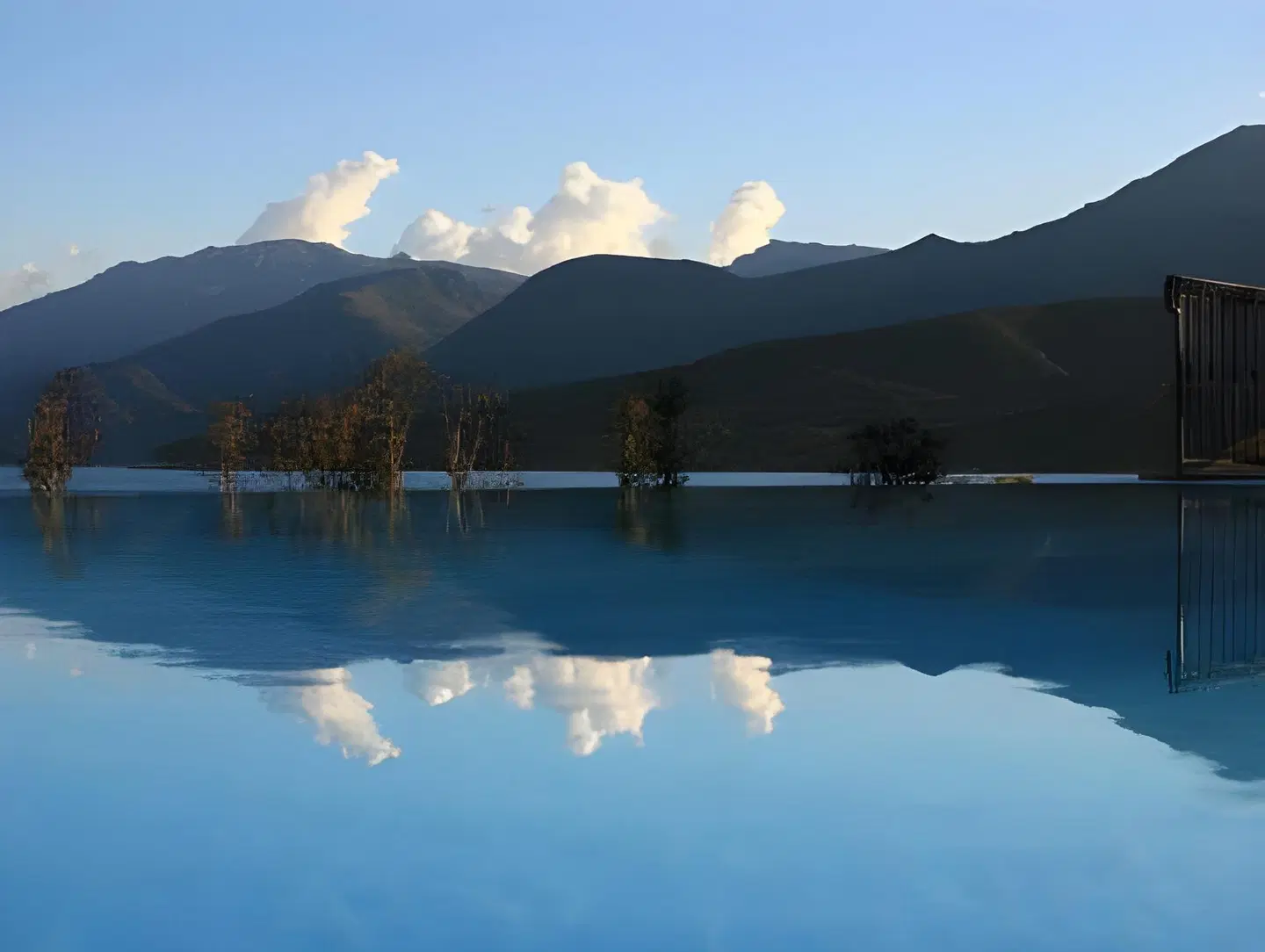 Demeure Loredana OUTDOOR_POOL