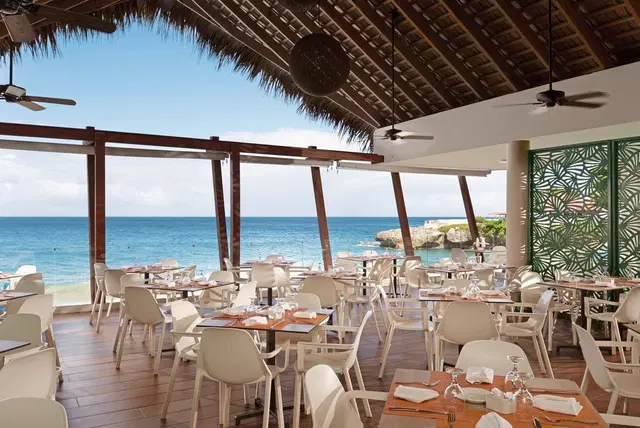 Select at Casa Marina Restaurant