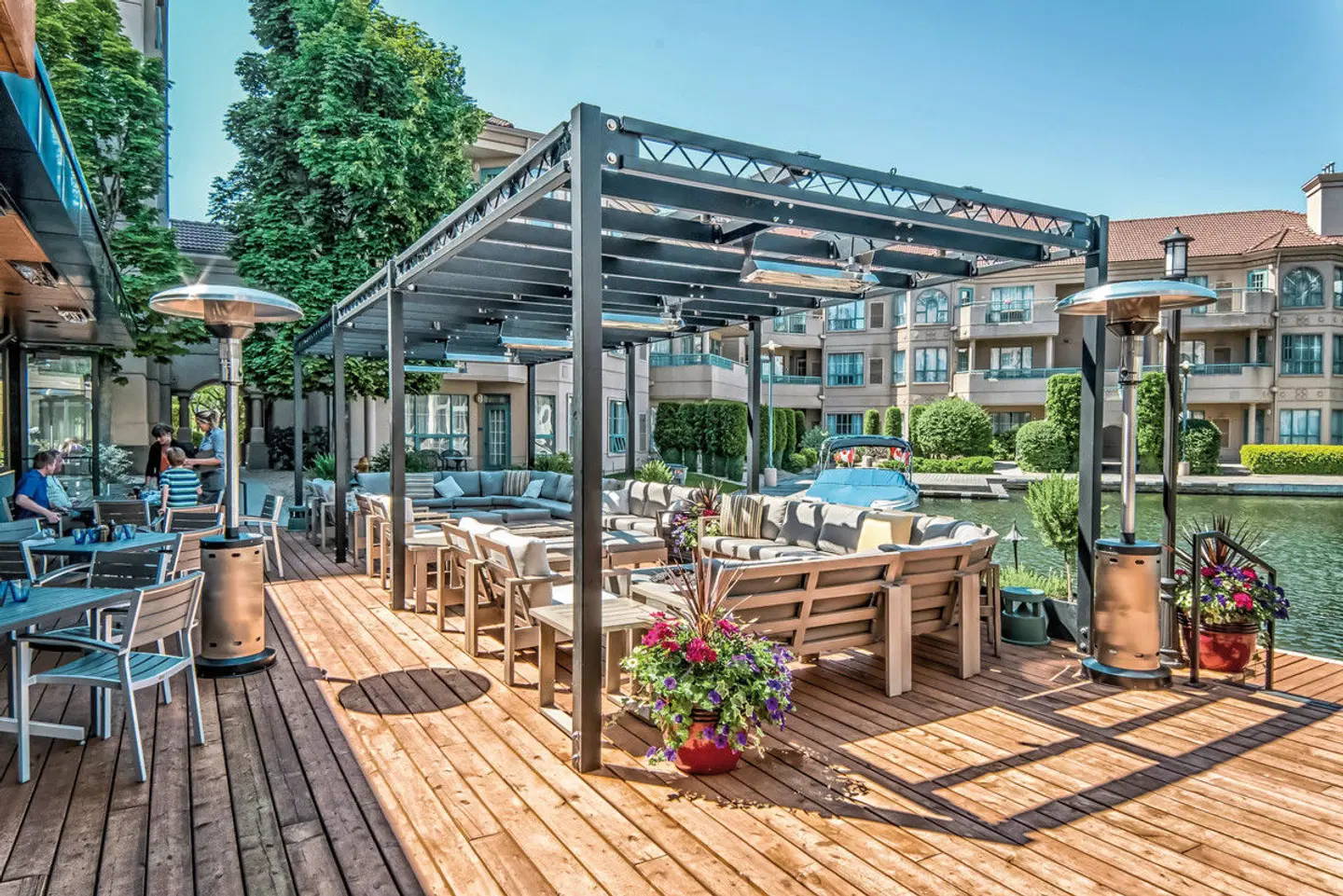 Delta Hotels by Marriott Grand Okanagan Resort Terrasse