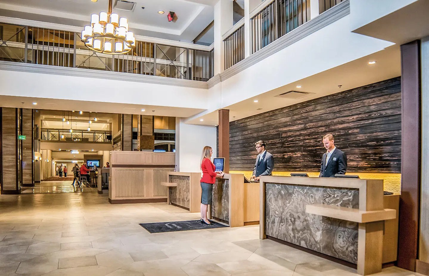 Delta Hotels by Marriott Grand Okanagan Resort LOUNGE_LOBBY