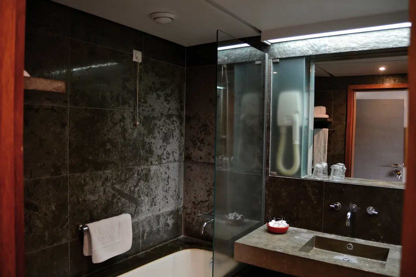 Pousada Forte Angra do Heroísmo Badezimmer