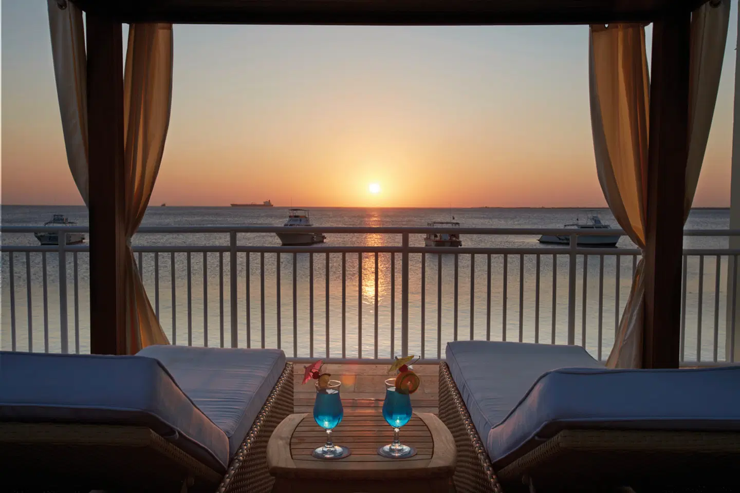 Divi Flamingo Beach Resort & Casino ROOM_EXAMPLE