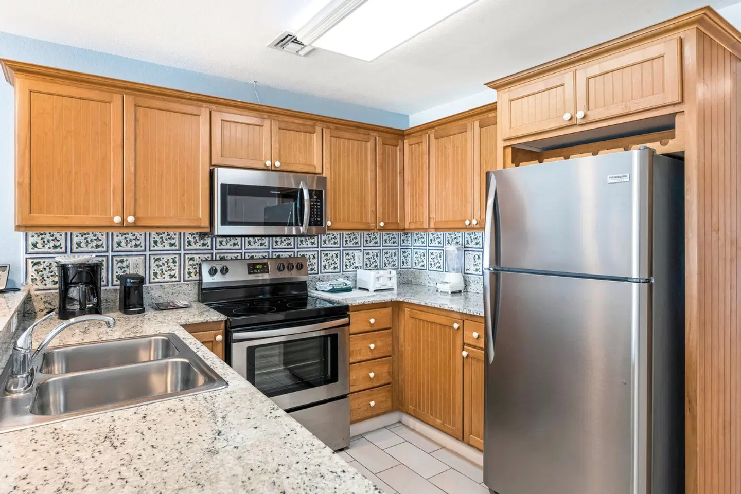 Wyndham Reef Resort Grand Cayman ROOM_EXAMPLE