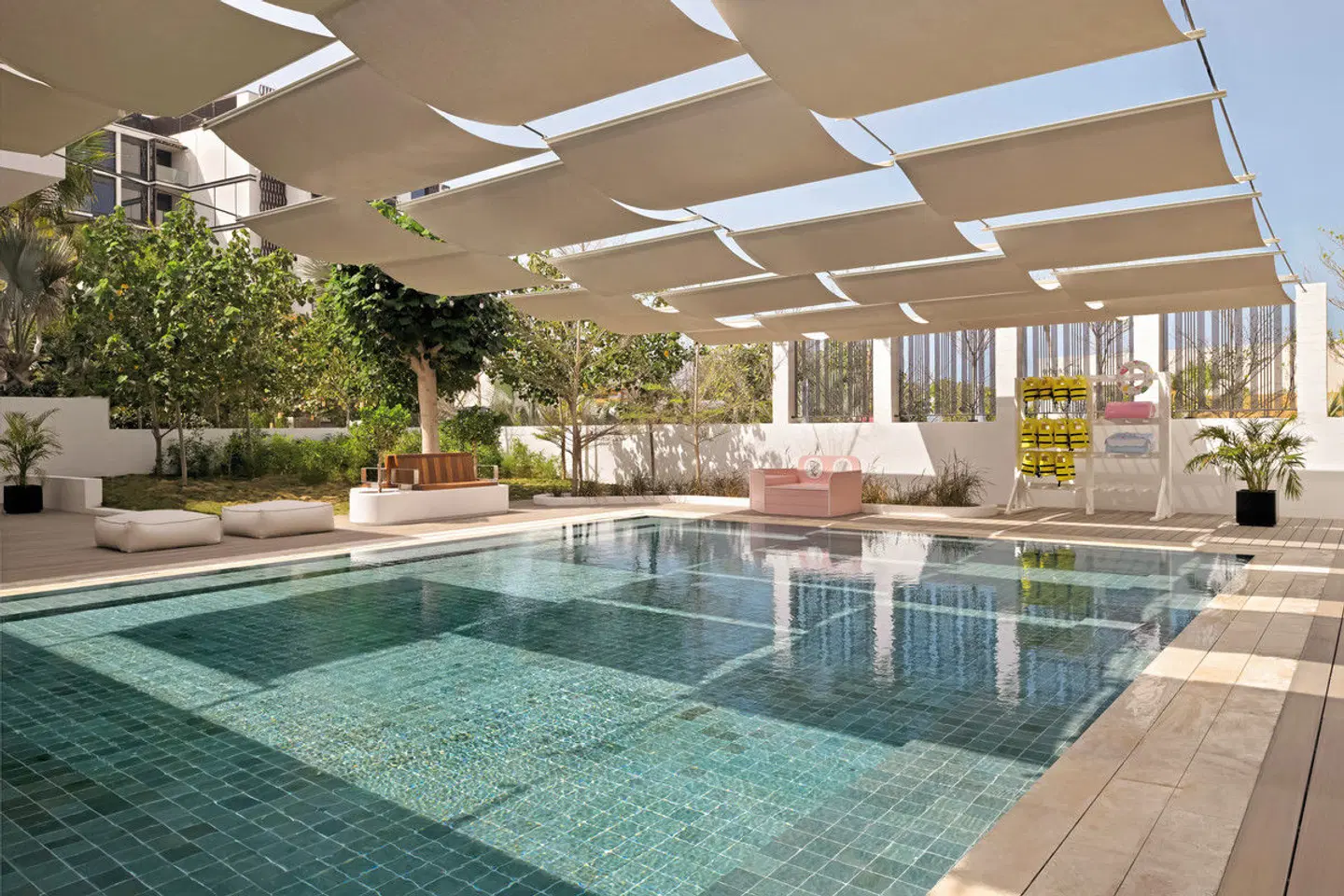 Banyan Tree Dubai at Bluewaters OUTDOOR_POOL