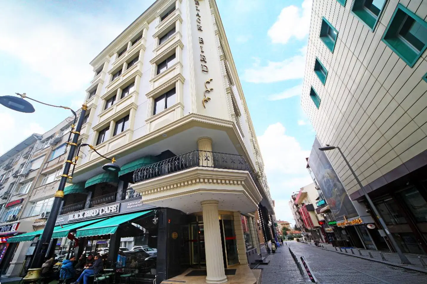 The Parma Hotel & Spa Downtown EXTERIOR