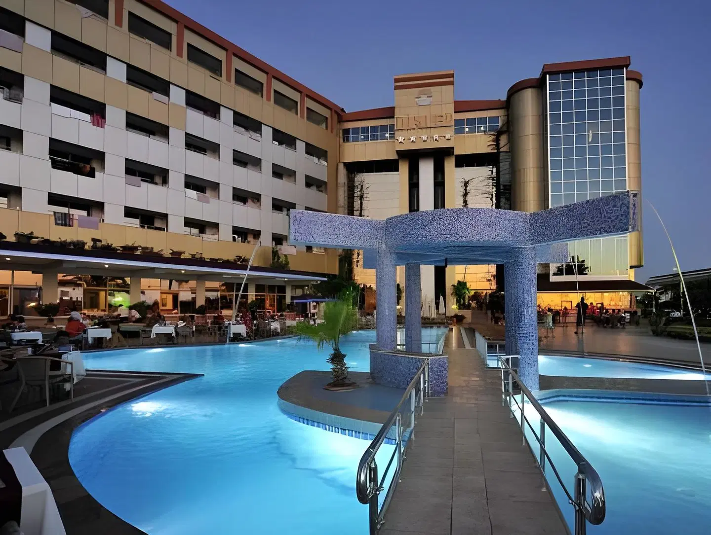 K'rb'y'k Resort Hotel OUTDOOR_POOL
