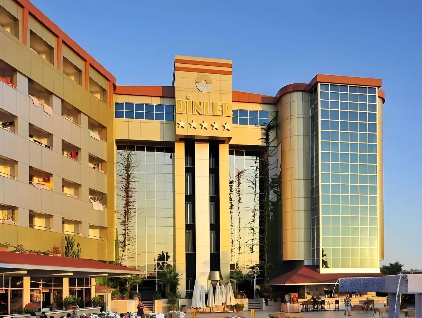 K'rb'y'k Resort Hotel EXTERIOR