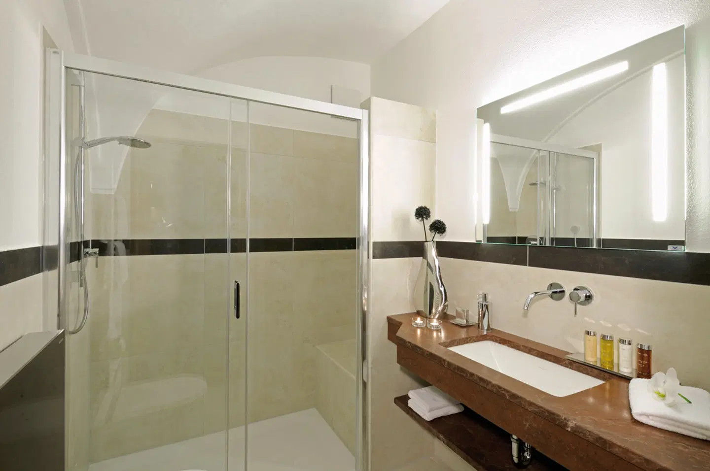 Gut Ising Chiemsee Badezimmer