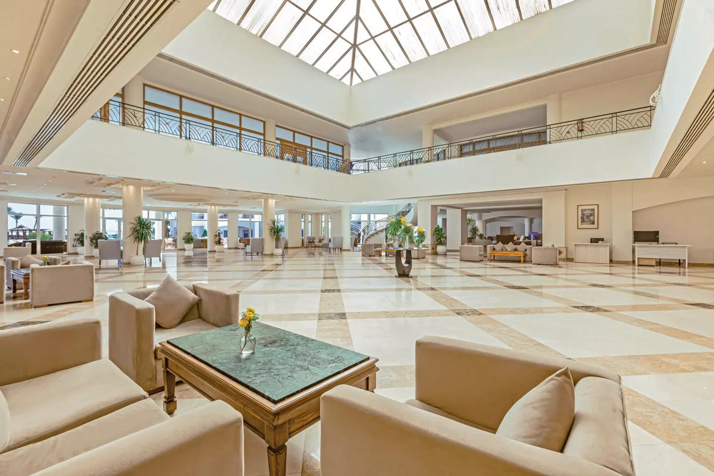 SUNRISE Alma Bay Resort LOUNGE_LOBBY