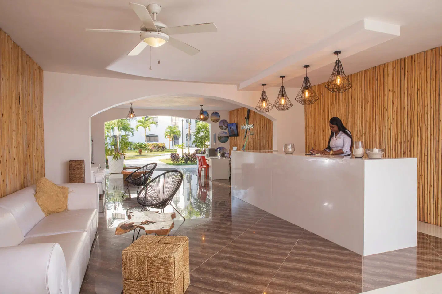 HM Alma de Bayahibe Adults Only LOUNGE_LOBBY
