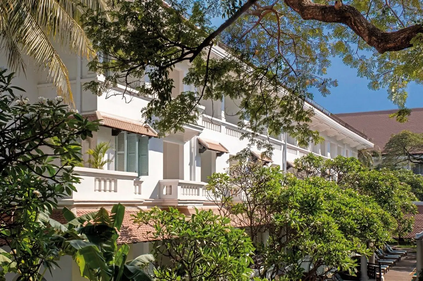 Raffles Hotel Le Royal EXTERIOR