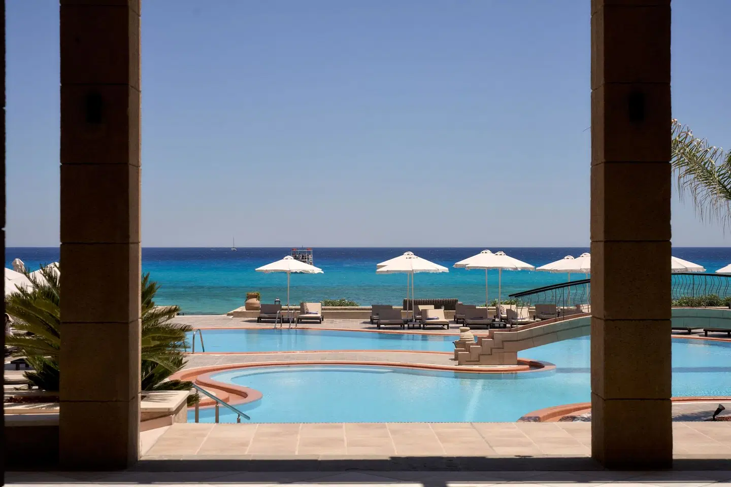 Lindian Dream SeaSide Resort OUTDOOR_POOL