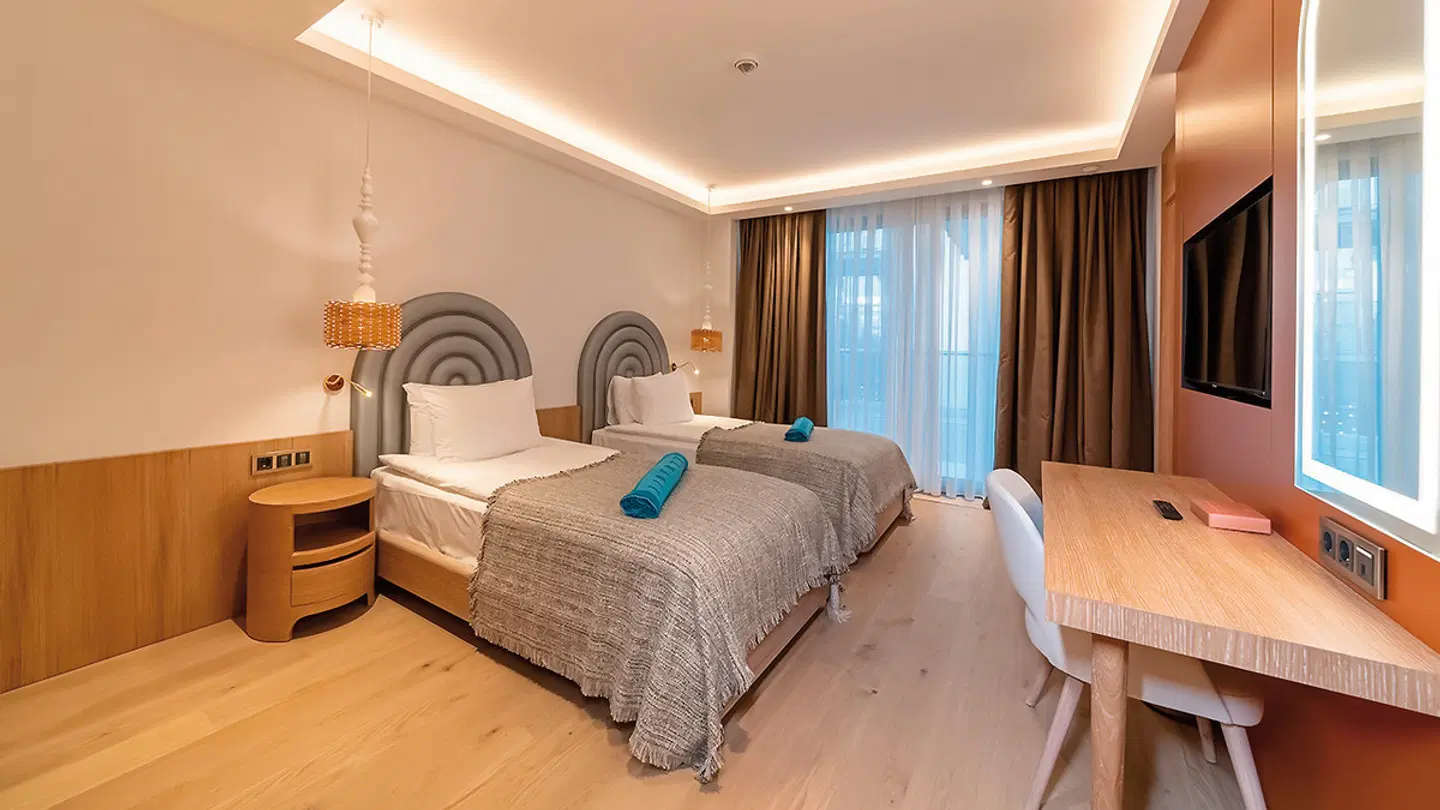 Liberty Fabay ROOM_EXAMPLE