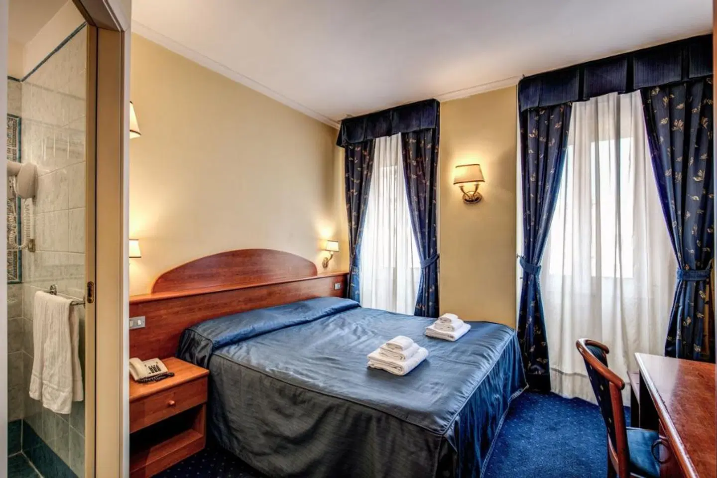 Hotel Laura ROOM_EXAMPLE