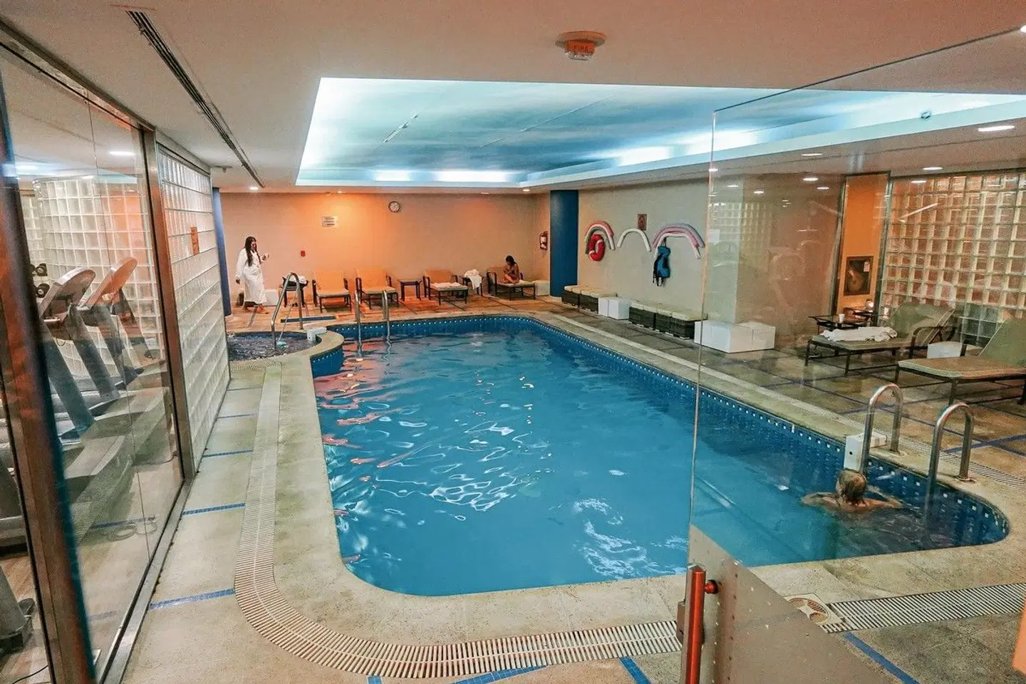 DoubleTree by Hilton Buenos Aires Hallenbad