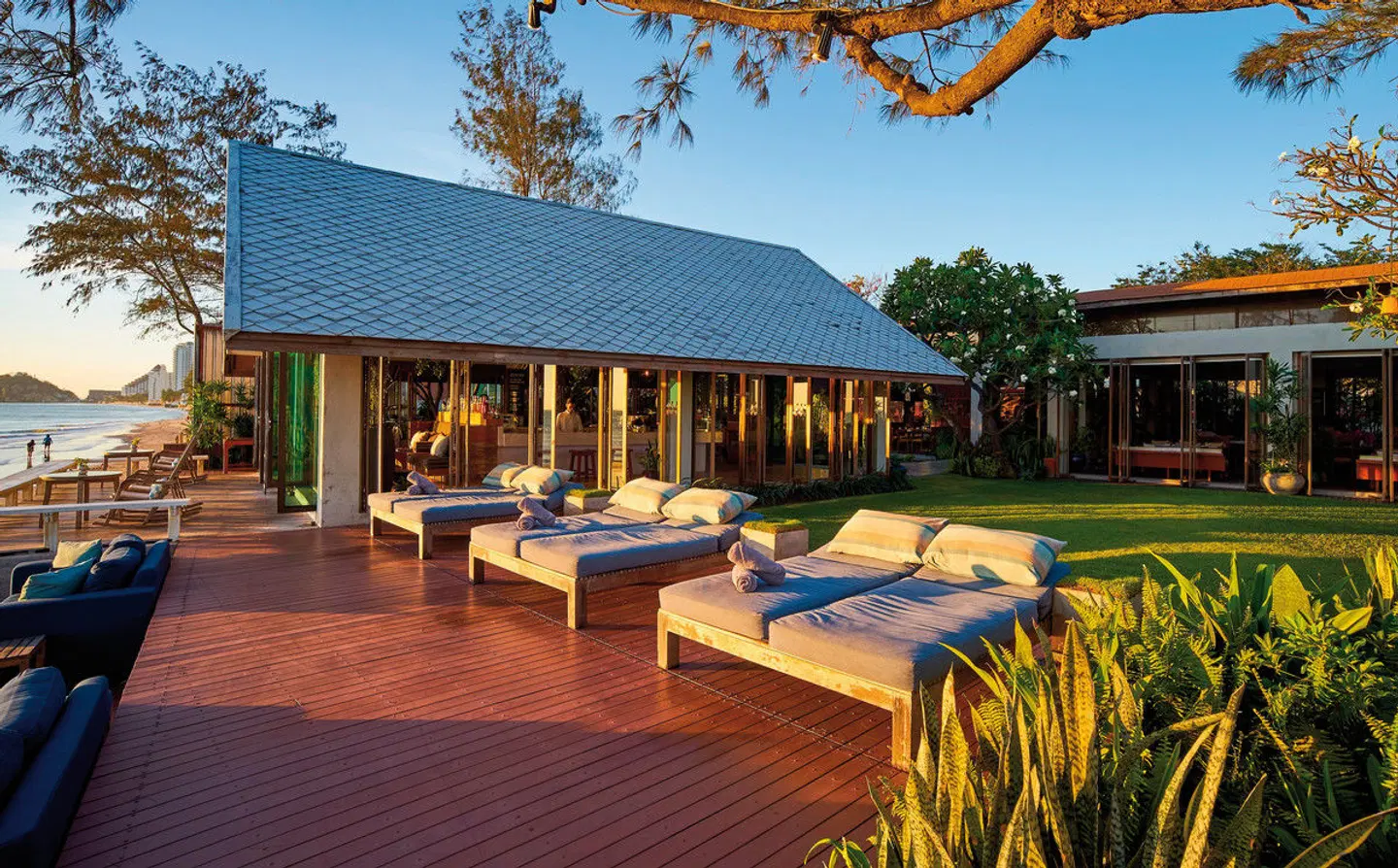 Let's Sea Hua Hin Al Fresco Resort Terrasse