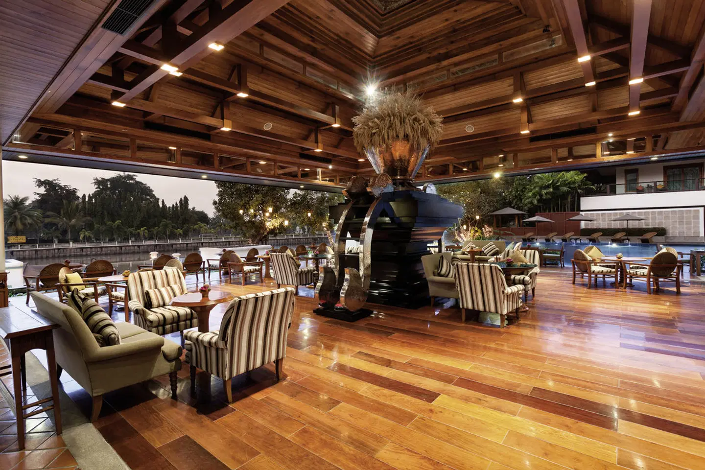 RatiLanna Riverside Spa Resort Chiang Mai LOUNGE_LOBBY