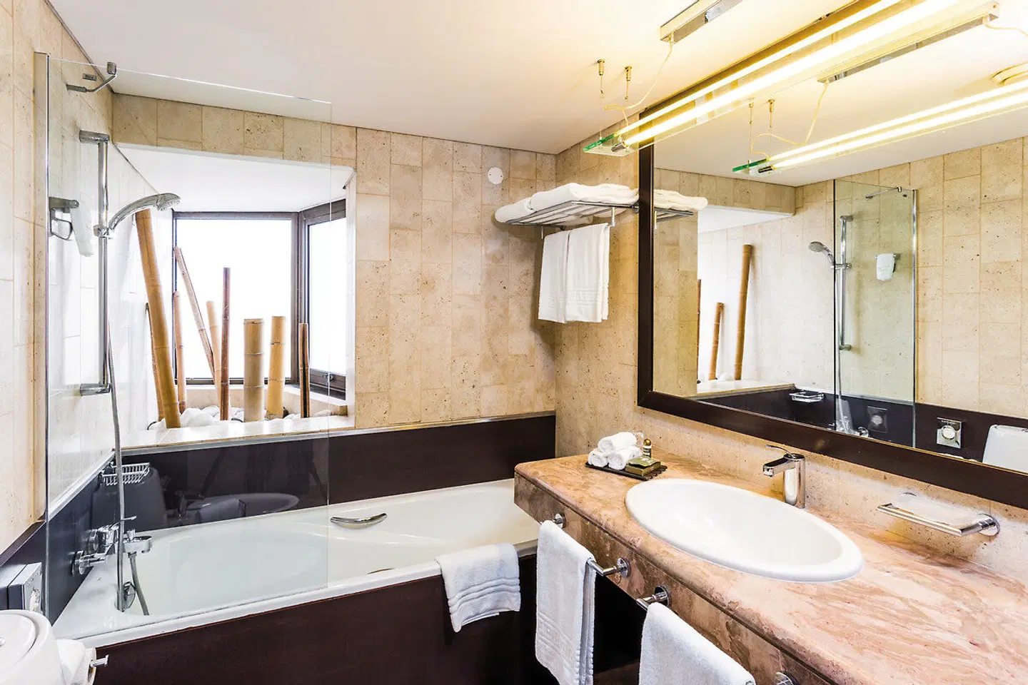 Legendary Lisboa Suites Badezimmer