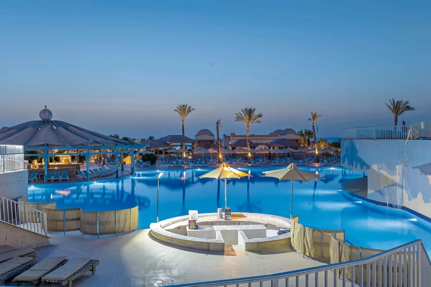 Serenity Alpha Beach OUTDOOR_POOL