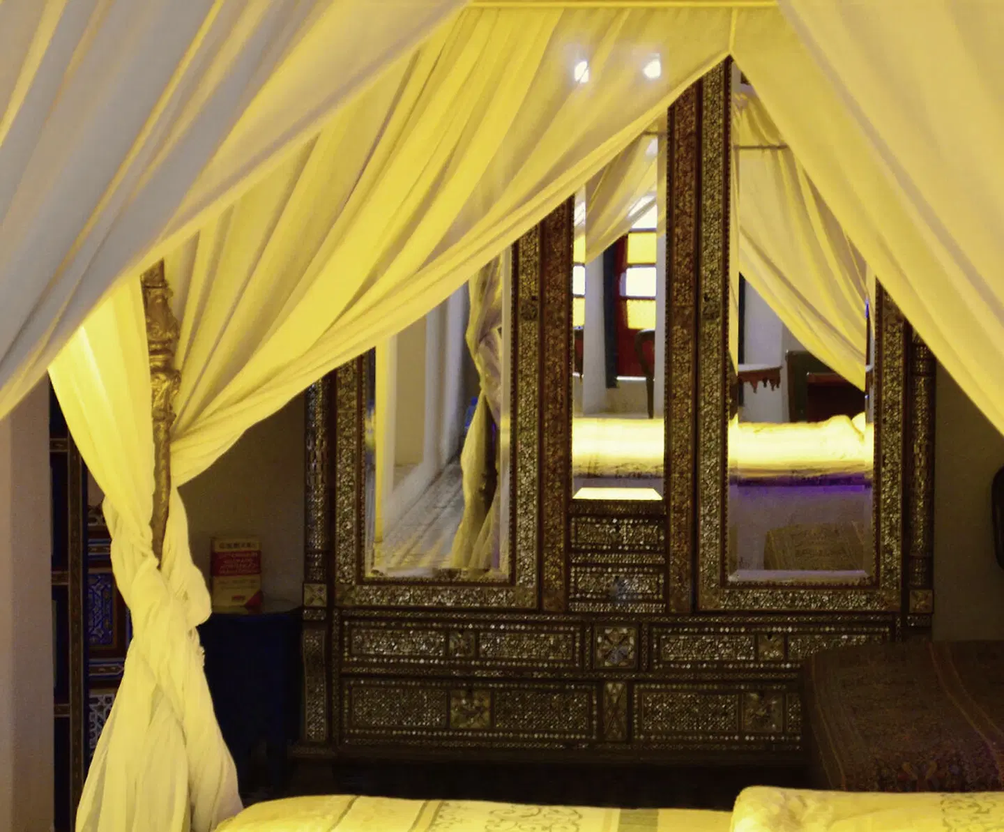 Riad Ifoulki ROOM_EXAMPLE