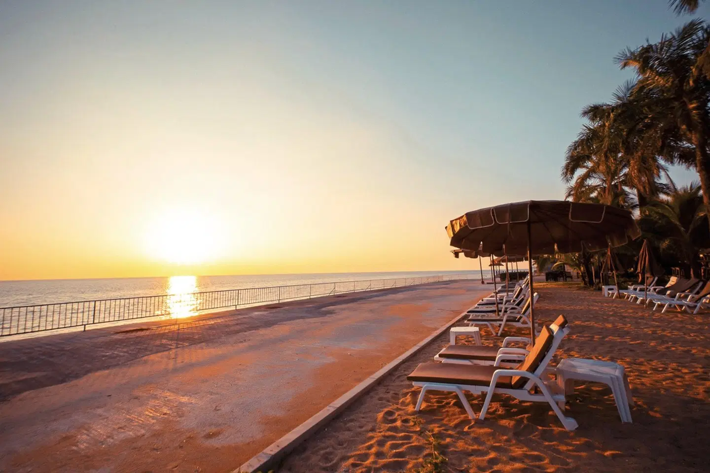 Sudala Beach Resort Terrasse