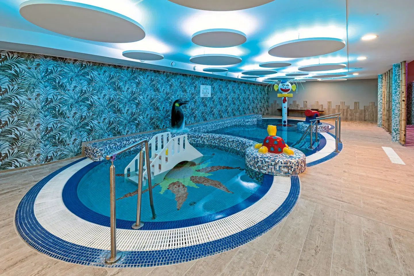 Karos Spa Hallenbad
